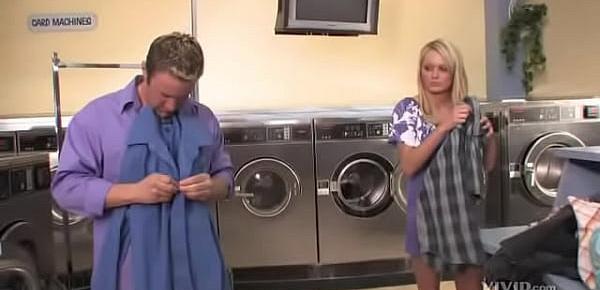  Hanna Hilton - Dirty Laundry